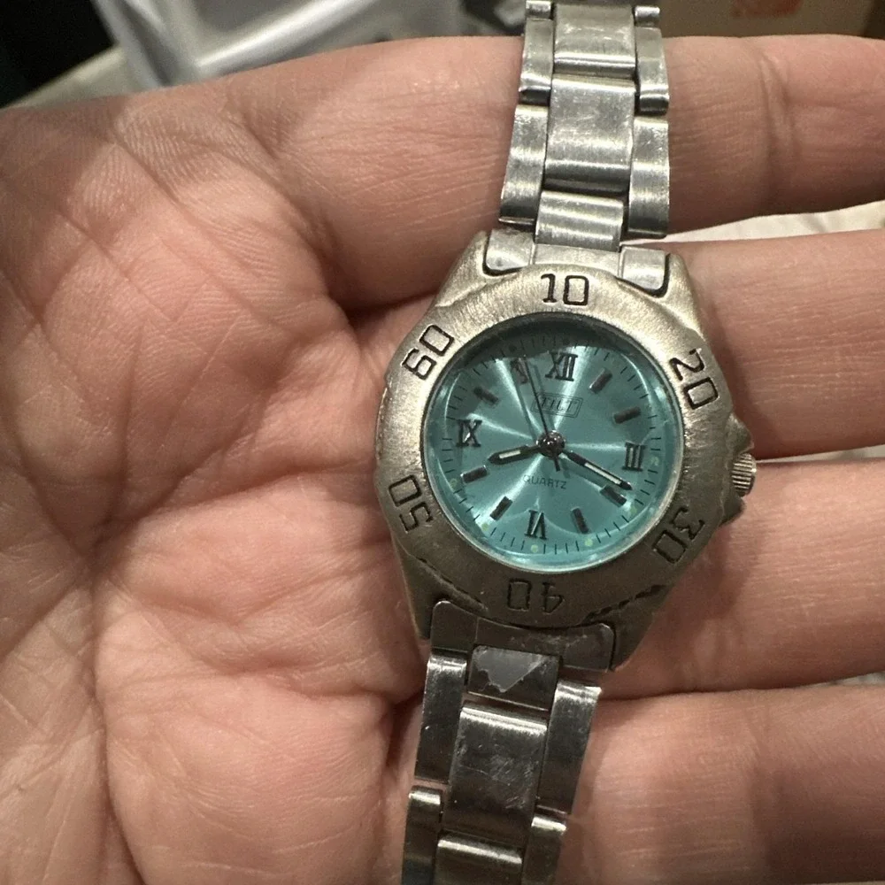 VTG‎ Working Tilt Ladies Silver Tone Green Dial Bezel Rotate Watch 29mm Fit 7in
